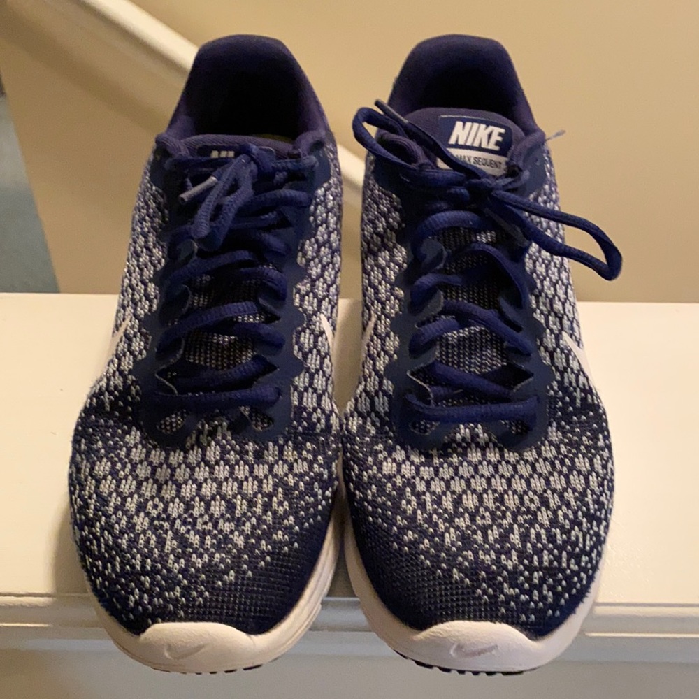 Men’s Nike sneakers